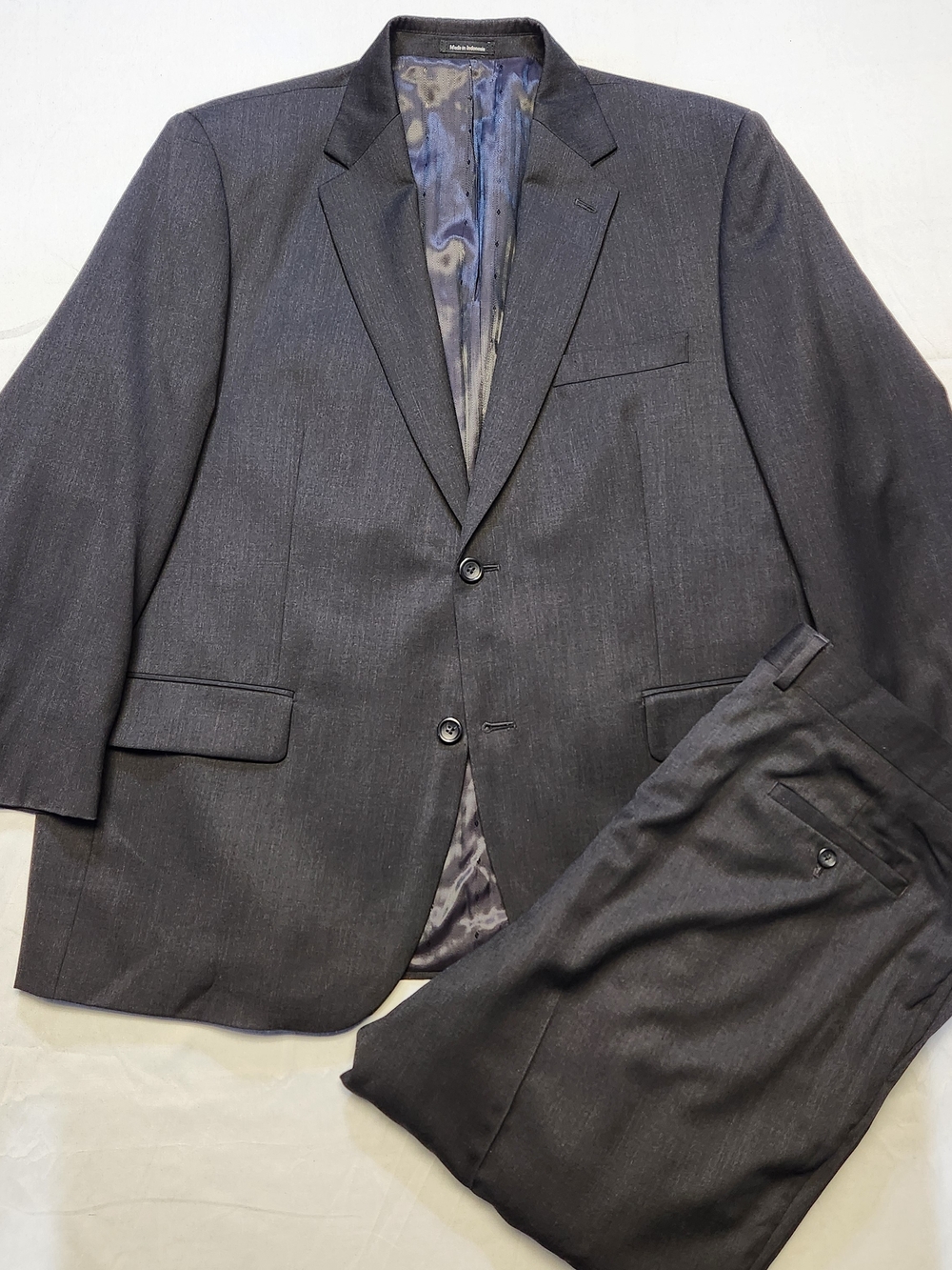 Joseph & Feiss Charcoal Gray 100% Wool 2-Piece Suit Coat 44 Short Brand 42x26
